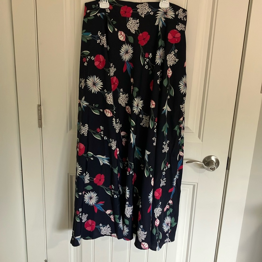 BRIAN BAILEY Skirt Full FLORAL XXL LIKE NEW